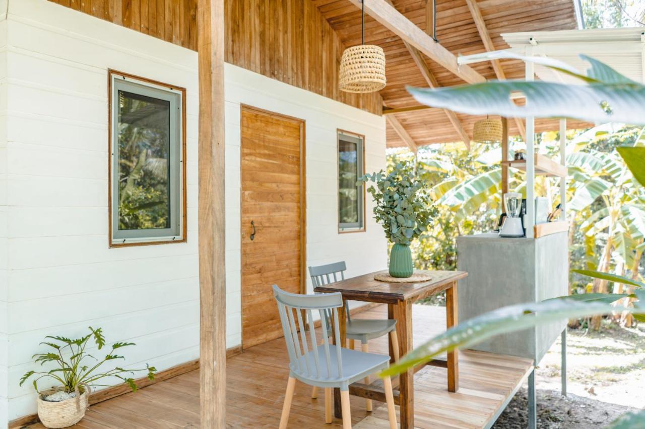 Cuatro Vientos Lodge & Apartments - Mal Pais, Costa Rica Playa Santa Teresa  Экстерьер фото